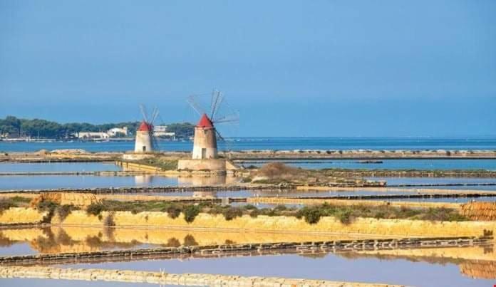 Zero Passi Dal Mare Марсала Экстерьер фото